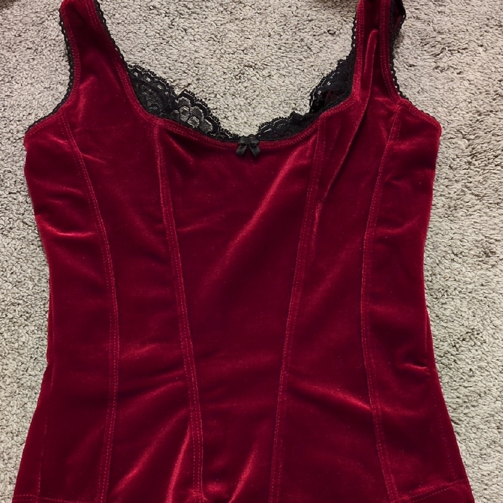 Elegant Burgundy Velvet Women's Top